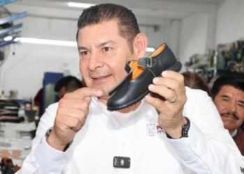 Resurge industria del calzado con impulso a cooperativas y riqueza comunitaria