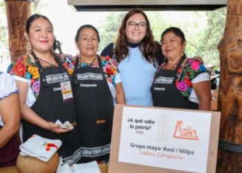 Cocineras tradicionales poblanas reciben premio nacional de “¿A qué sabe la patria?”
