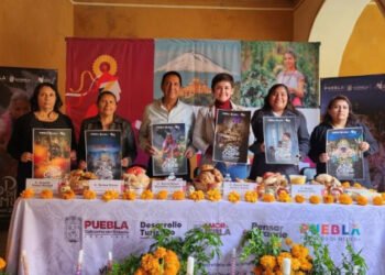 Tochimilco enciende el espíritu del Día de Muertos con altares monumentales