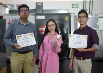 Alumnos de la Facultad de Ciencias de la Electrónica ganan oro en Infomatrix Argentina 2025