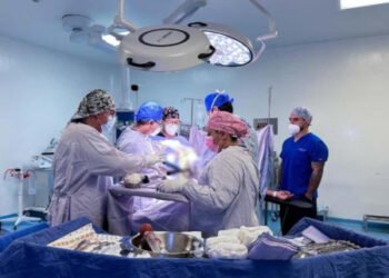 Cirugías gratuitas transforman vida de tres poblanos en el Hospital de Traumatología