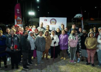 Inaugura Gobierno de Pepe Chedraui modernización de alumbrado en colonias del sur de la ciudad
