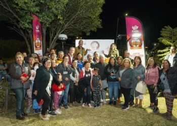 Fortalece Pepe Chedraui Senderos de Paz con alumbrado público LED en Geovillas del Sur
