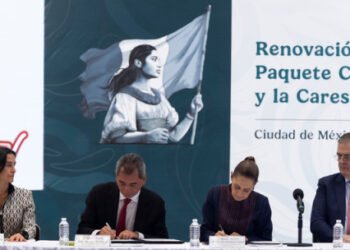 Presidenta Claudia Sheinbaum y empresarios firman renovación del Pacic para mantener la canasta básica en 910 pesos