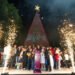 Enciende Pepe Chedraui árbol e iluminación navideña en la capital