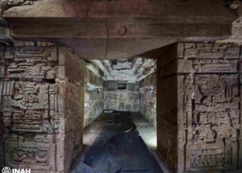 El Gobierno de México anuncia el descubrimiento de una milenaria tumba zapoteca
