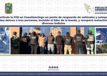 Desarticula la FGE en Cuautlancingo un punto de resguardo de vehículos y autopartes robadas; detuvo a tres personas, incluido el líder de la banda, y recuperó motocicletas y diversos indicios
