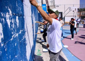Realiza Gobierno de Pepe Chedraui Jornada de Pintura en Cancha La Rosa