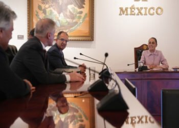 Presidenta anuncia acuerdo entre Secretaría de Salud, Birmex, Liomont y Moderna para la producción de vacunas ARN mensajero