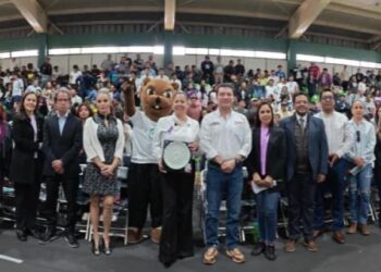 Universidad Tecnológica de Puebla impulsa liderazgo y reflexión femenina entre estudiantes