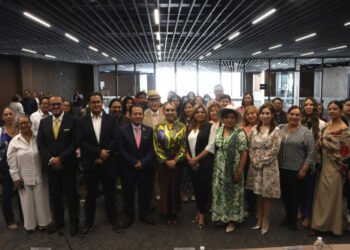 Realizan en el Congreso del Estado el coloquio “Mujeres en el Arte”