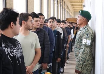 Emite gobierno de Pepe Chedraui convocatoria para la obtención de la cartilla del SMN