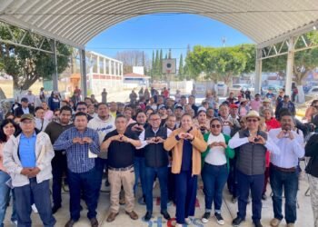 Trabajo de gestión y suma de voluntades permiten el bienestar en San Baltazar Tetela: José Luis Figueroa