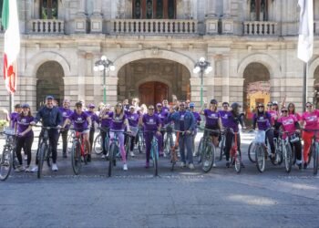 Arranca Mes de la Mujer con rodada en la capital poblana