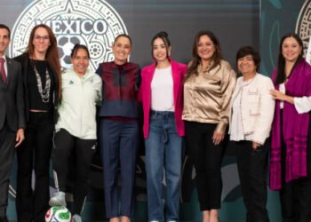 Presidenta presenta concurso Representa a México en la inauguración del Mundial para obsequiar el boleto 00001 a una joven de 16 a 25 años