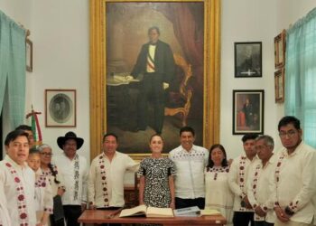 Benito Juárez vive en la Transformación: Presidenta en 220 Aniversario de su Natalicio; reconoce a Margarita Maza como Primera Embajadora