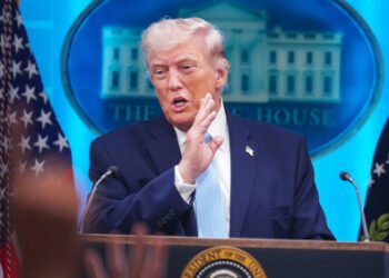 Trump afirma que EE.UU. trabajará “estrechamente” con Irán