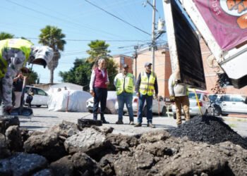Refuerza Pepe Chedraui Campaña de Bacheo en el Infonavit San Jorge