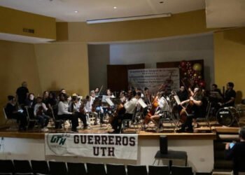 Participa Ensamble de Cuerdas UTH en Encuentro Infantil de Orquestas