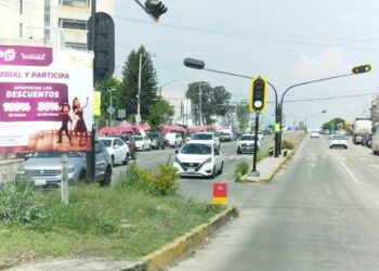 Gobierno de Pepe Chedraui refuerza medidas preventivas en zonas inundables con señalización tipo semáforo
