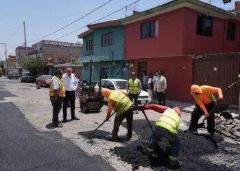 Pepe Chedraui brinda atención a vialidades en la capital poblana con programa “BacheAndo”