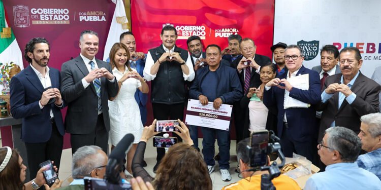Con Casas de Representación y Obra Comunitaria, Gobierno Estatal fortalece defensa de migrantes