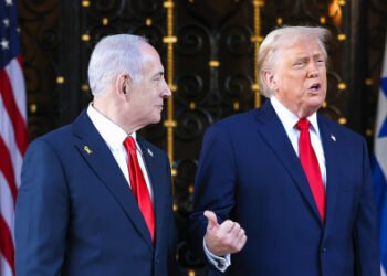 Trump confirma que llamó “puto loco” a Netanyahu