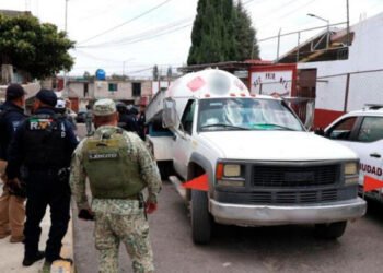 Operativo coordinado Puebla Segura permite detener a dos hombres con hidrocarburo de procedencia ilícita