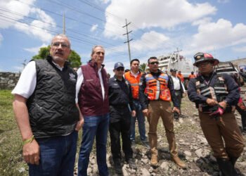 Inspecciona Pepe Chedraui labores en el vaso regulador Puente Negro, así como afectaciones en la zona