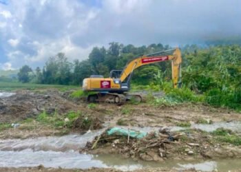 Construye Gobierno del Estado canal pluvial para prevenir inundaciones en Huauchinango