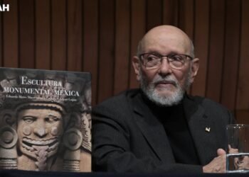 El arqueólogo Eduardo Matos Moctezuma hace un recorrido por la escultura prehispánica
