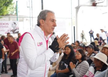 Entrega Pepe Chedraui 3 mil apoyos alimentarios en San Andrés Azumiatl