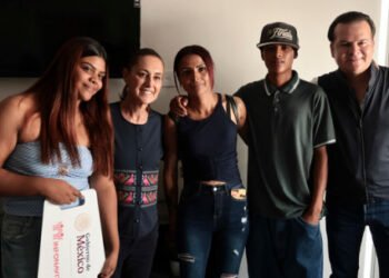 11.5 millones de familias tendrán el derecho a la vivienda: Presidenta encabeza programa de Vivienda para el Bienestar en Gómez Palacio