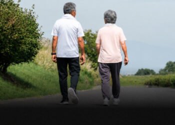 Caídas, principal problema de salud en personas adultas mayores