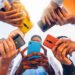 ¿No puedes soltar el celular?: podría ser nomofobia