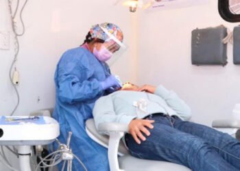 Salud y prevención llegan a Ahuazotepec con apoyo de Marina y Defensa