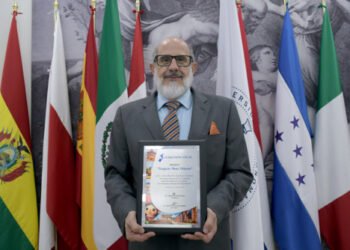 Recibe investigador BUAP premio “Gregorio Pérez Palacios”