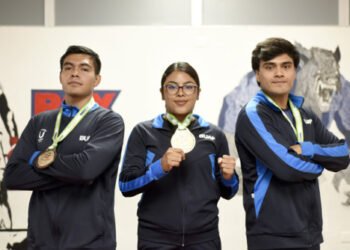 Obtiene selectivo de Kickboxing BUAP medallas durante competencia nacional