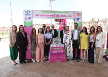 Colocan MariElise Budib y Pepe Chedraui primera piedra de LUMINA
