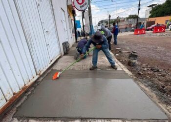 Supervisa Gobierno de Pepe Chedraui trabajos de rehabilitación vial en San Felipe Hueyotlipan