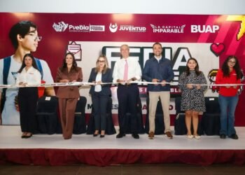Acerca Pepe Chedraui a jóvenes a opciones de empleo formal en coordinación con la BUAP