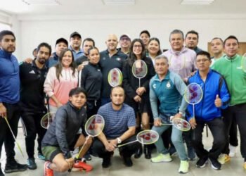 Deporte y Juventud fortalece capacitación de bádminton a entrenadoras y entrenadores poblanos