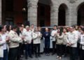 Presidenta Claudia Sheinbaum presenta el minivehículo Olinia Carga; la convocatoria para su producción se publica en septiembre