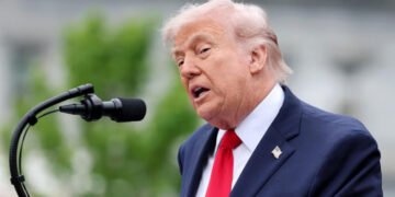 Trump ahora quiere a las empresas canadienses para que sean Made In USA