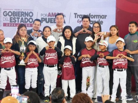Béisbol y voleibol fortalecen el talento deportivo de las juventudes poblanas.