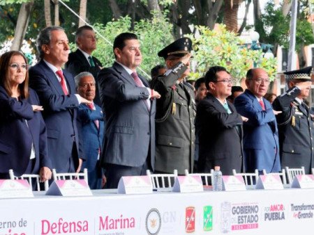 Con patriotismo y amor por Puebla, inicia conmemoración del 216 aniversario de la Independencia de México