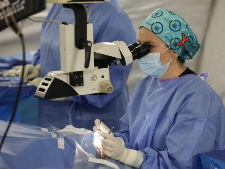 Hospitales itinerantes amplían atención médica y transforman vidas.
