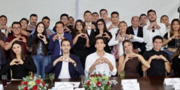 Reconoce Gobierno Estatal a atletas y refrenda al deporte como política de Estado.