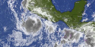 “Polo” avanza en el Pacífico y amenaza con fuertes lluvias en varios Estados