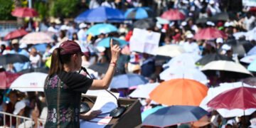 La injerencia no, subordinación tampoco y entreguismo menos. México defiende siempre su soberanía: presidenta desde La Paz, BCS